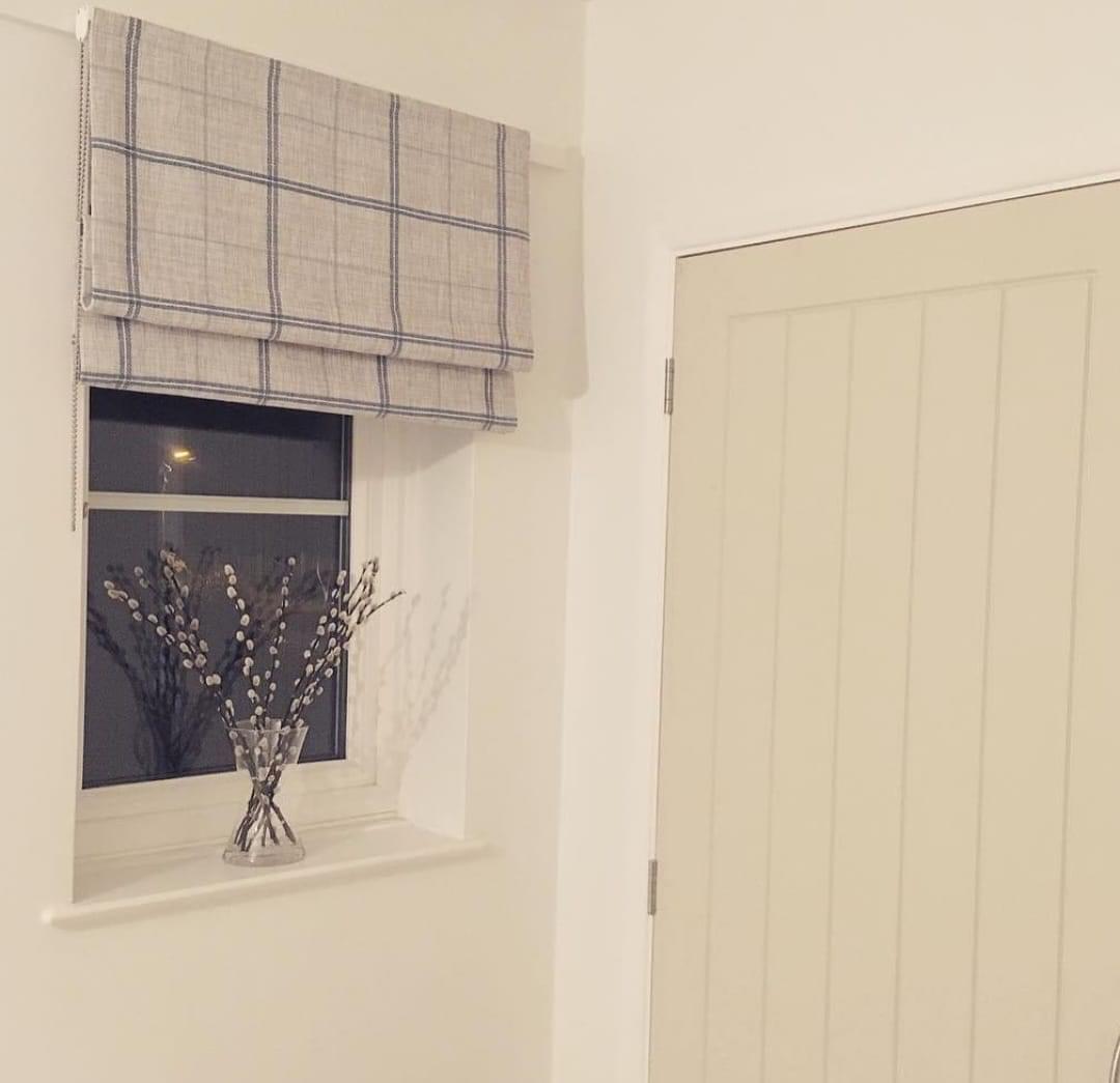 Roman Blind - Image 2